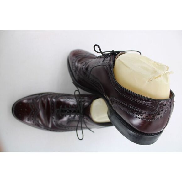Allen Edmonds  "MCALLISTER" Men's Wingtip Oxfords Size 8  Brown - Picture 1 of 11